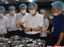 “三考”“一节”要吃好 食品安全来确保