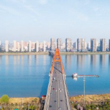 让绿色发展成为高质量发展的主基调