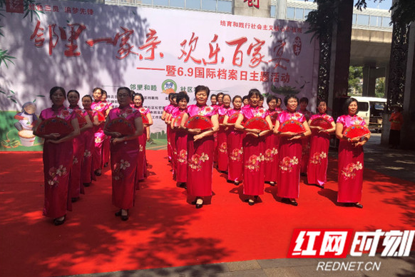包粽子，展才艺  快乐老人大学圭塘校区学员端午活动露绝活