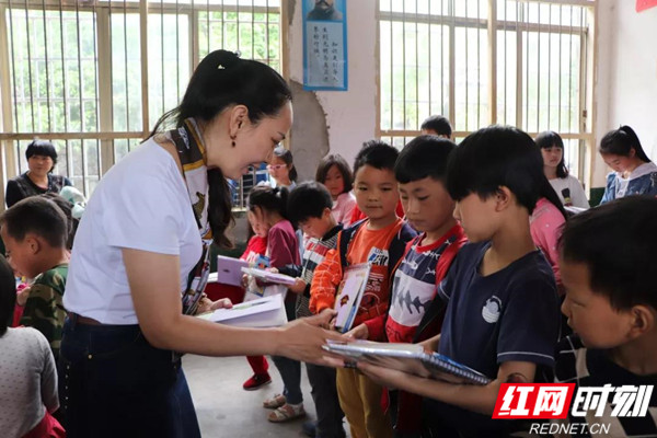 微信图片_20190605005057_副本.jpg