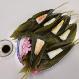 日本：“粽子寿司”