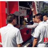 12吨水罐泡沫车“亮相”雨湖消防