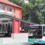 社区巴士快速接驳地铁站 长沙一年来已开通15条社区巴士