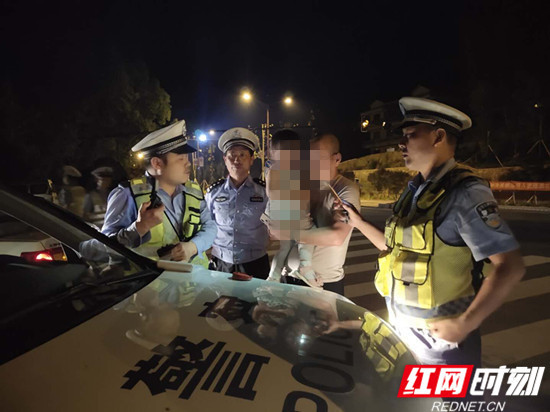 异地联合执法 武陵源掀起“酒驾”整治高潮