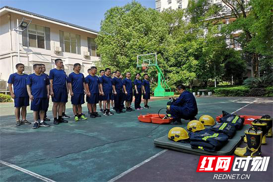 【平安消防】张家界消防坚持机关训练常态化掀起全员岗位练兵热潮