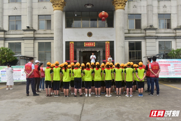 微信图片_20190606105329_副本.jpg