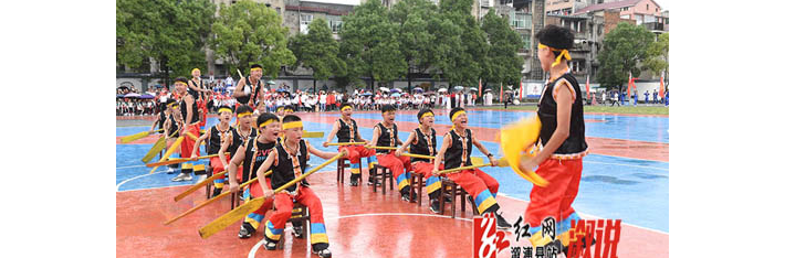 龙舟文化进校园 演绎阳刚树时代新风