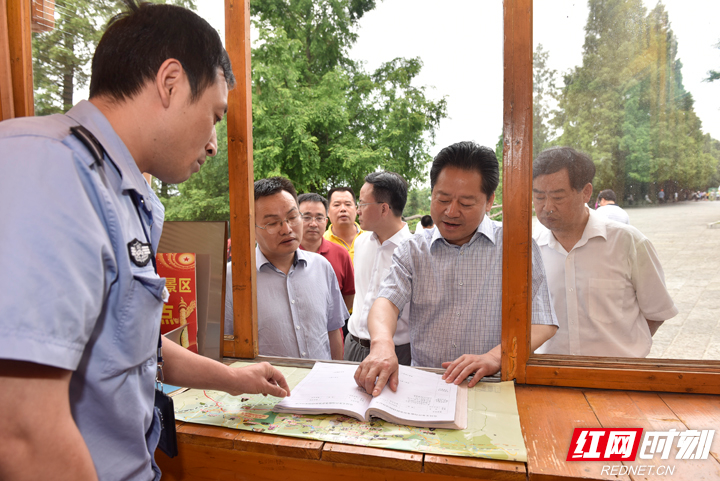 虢正贵调研端午节假日旅游工作