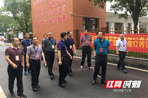 省教育考试院高考巡视组到醴陵二中考点巡考