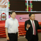 杜家毫率队赴上交所、上汽集团考察调研