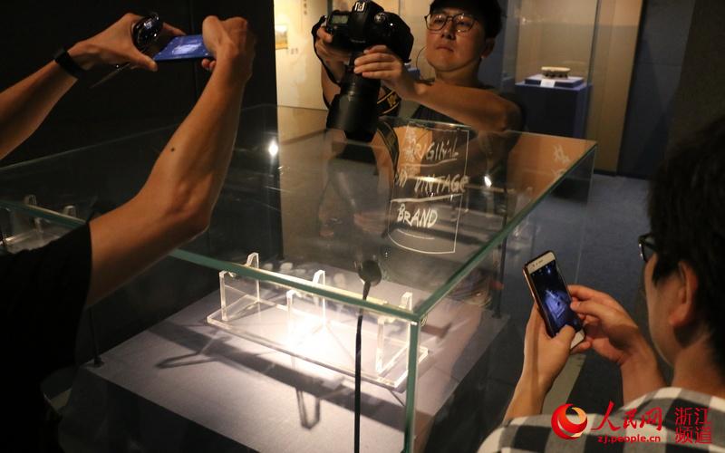 “天下第一剑”越王勾践剑回故里浙江展出【5】