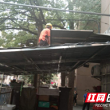 绝不手软！及时制止圈地违建 还公共空间于居民 