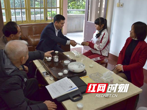 中国人寿福建省安溪支公司李启儒扶贫工作纪实