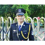 “保安考大学”立起一座精神方向标