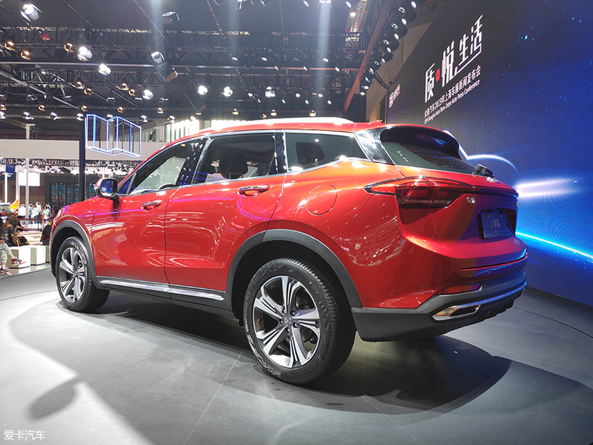 2019上海车展：众泰新SUV A16正式亮相