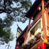 “绣”出老街新貌 感受城市温度