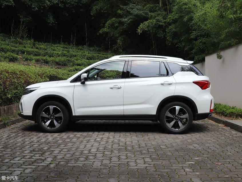 广汽乘用车2018款传祺GS4