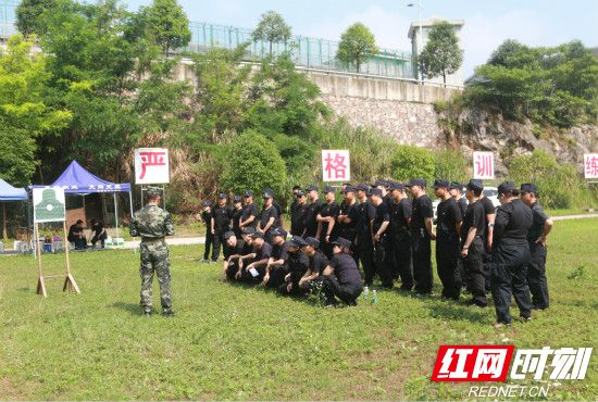 张家界监狱第一党支部开展岗位大练兵 “射击比赛”主题党日活动