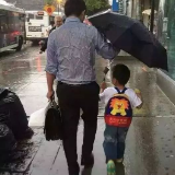 他一直都在你身边！