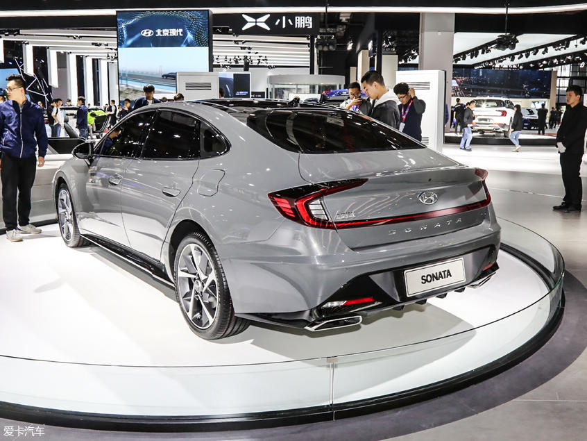 北京现代2020款索纳塔十