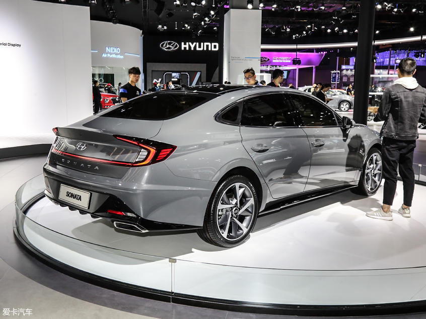 北京现代2020款索纳塔十
