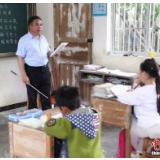 为什么？因为，我是老师啊！