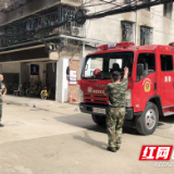 打通消防通道 让“担心”变“舒心”