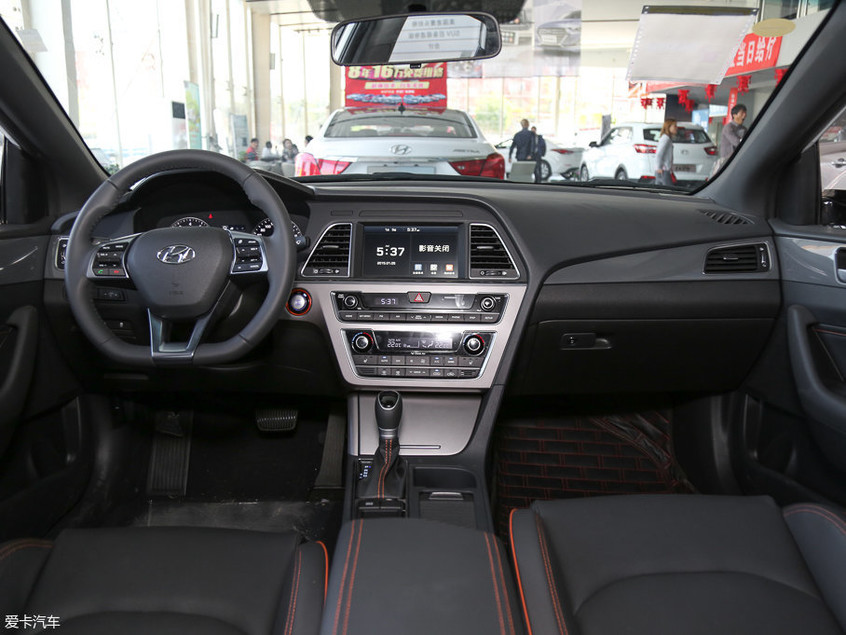 现代索纳塔 现代索纳塔