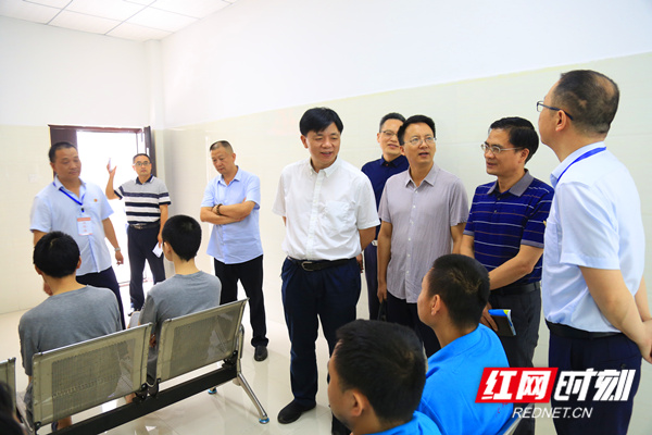 微信图片_20190619203825_副本.jpg