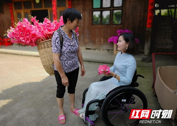 情牵湘土地丨杨淑亭：轮椅上的铿锵玫瑰