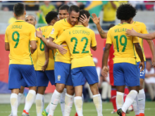 五球大胜秘鲁 巴西以小组头名出线