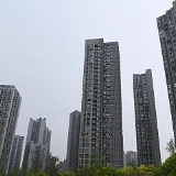 房企5月融资额大降 偿债高峰期房企资金链面临大考