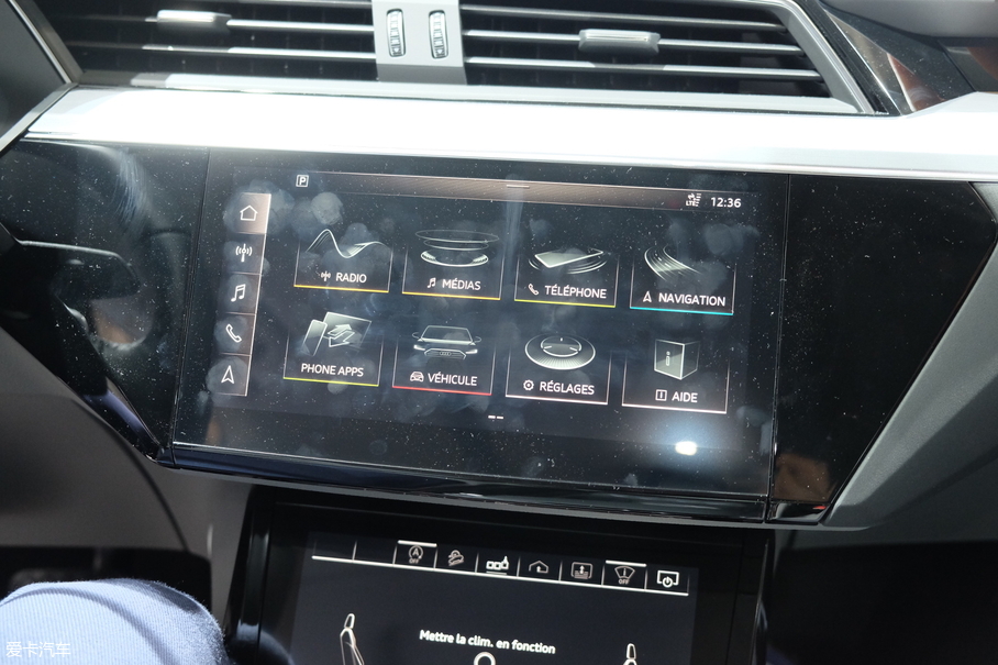 巴黎车展:奥迪纯电动SUV e-tron亮相 巴黎车展:奥迪纯电动SUV e-tron亮相