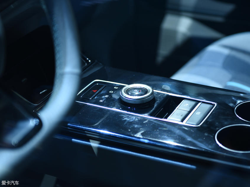 爱驰汽车2019款爱驰U5 爱驰汽车2019款爱驰U5