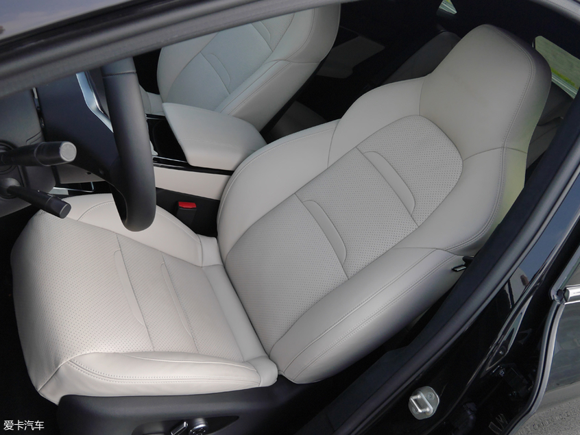 金康SERES SF5 金康SERES SF5