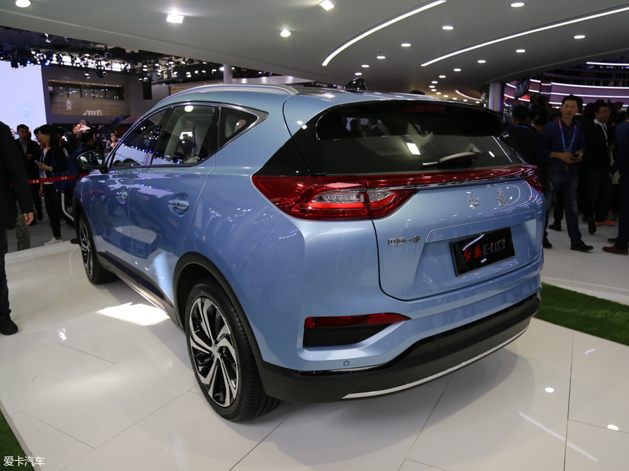 一汽红旗2018款红旗E-HS3 一汽红旗2018款红旗E-HS3