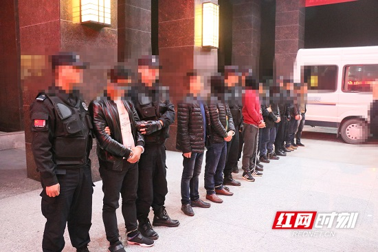 【警视窗】致敬缉毒警察：永定缉毒警现实版破冰行动