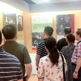 秉承先烈遗志 不忘为民初心