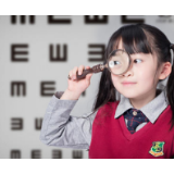 视力低于5.0不能评三好学生，没毛病