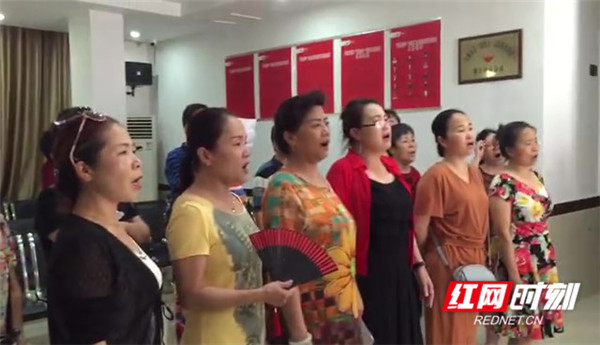 湘桥校区的学员大合唱《我和我的祖国》