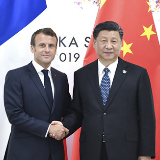 习近平会见法国总统