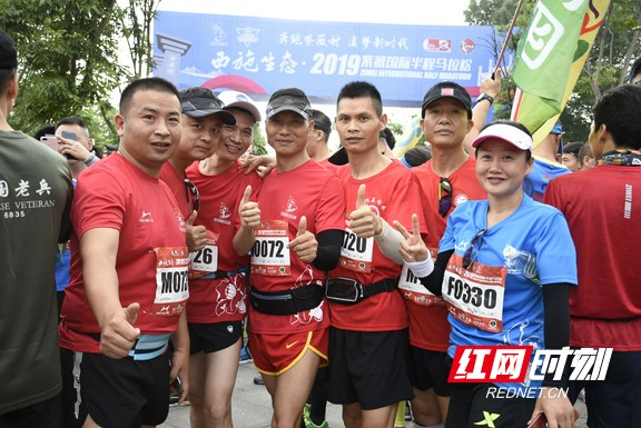 据悉，2019紫薇国际半程马拉松大赛的举办，是向新中国成立70周年献礼，也是益阳市资阳区积极响应益阳市政府提出的建设“健康益阳、休闲益阳、运动益阳”发展目标。