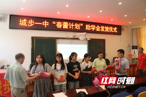 015cb1ce-0d1a-4951-99d9-6d10c58b3794.jpg