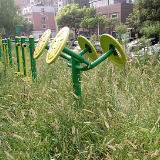 公共健身器材破损维修难 无人维护沦为“晾晒地”