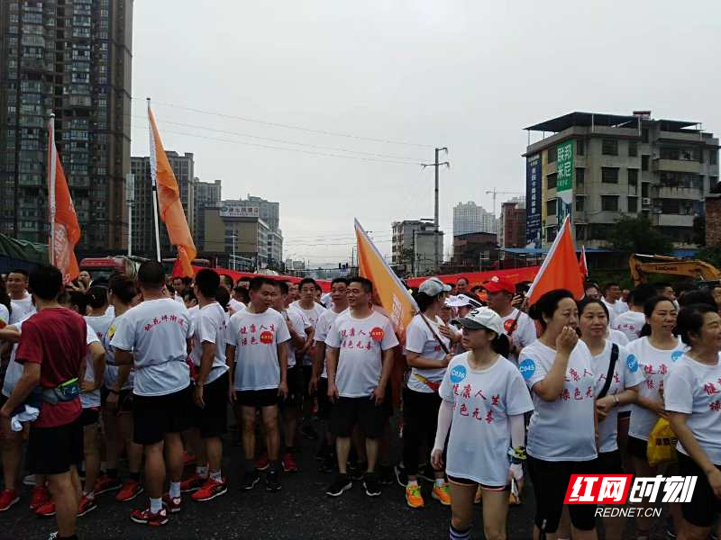 “全民健跑”现场.jpg
