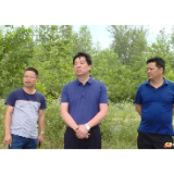 黎朝晖到洞庭湖注滋口段巡查并慰问困难党员