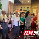 不忘初心跟党走 凝聚力量担使命