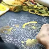 宫廷杭绣最后的守护者：一根线劈64股一幅画绣8年