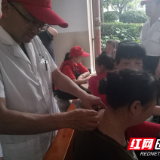 温馨和谐七月风  贴心服务暖民心 