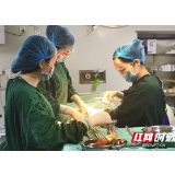 娄底一产妇突发羊水栓塞 医护人员及时处理助其脱险